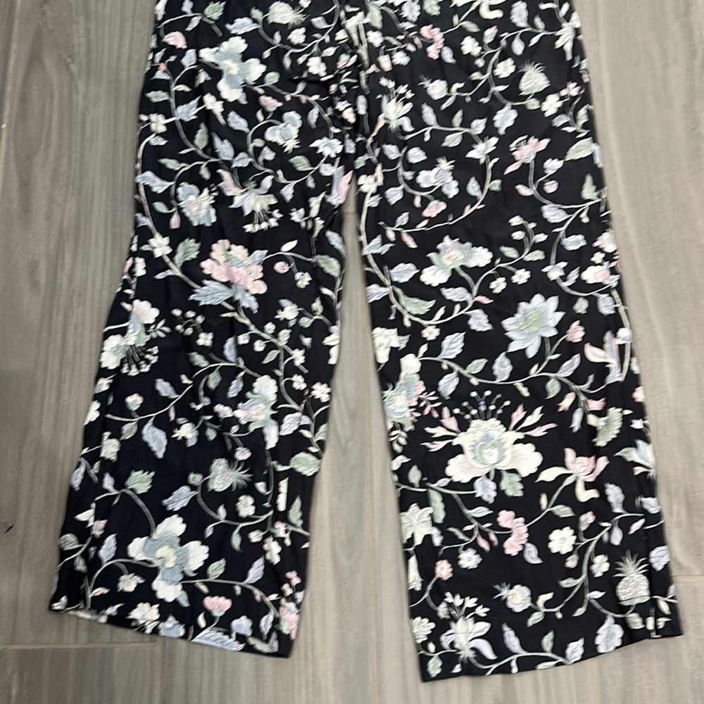 LOFT Pants - Picture 4 of 5
